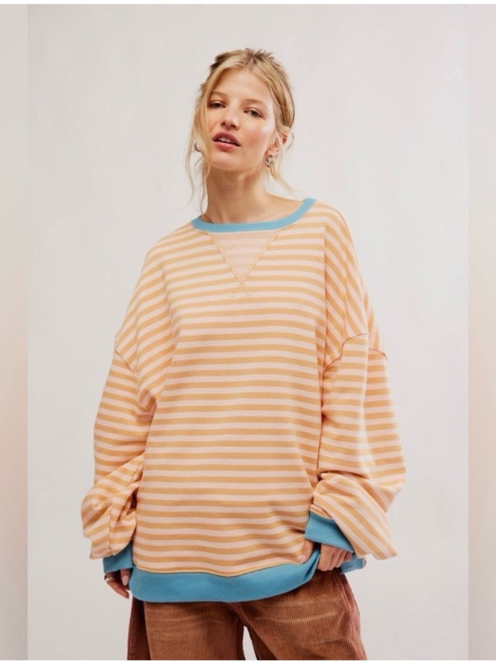 We the Free People Classic Striped Oversized Crewneck Contrast Hem Sz L NWOT - Picture 2 of 6